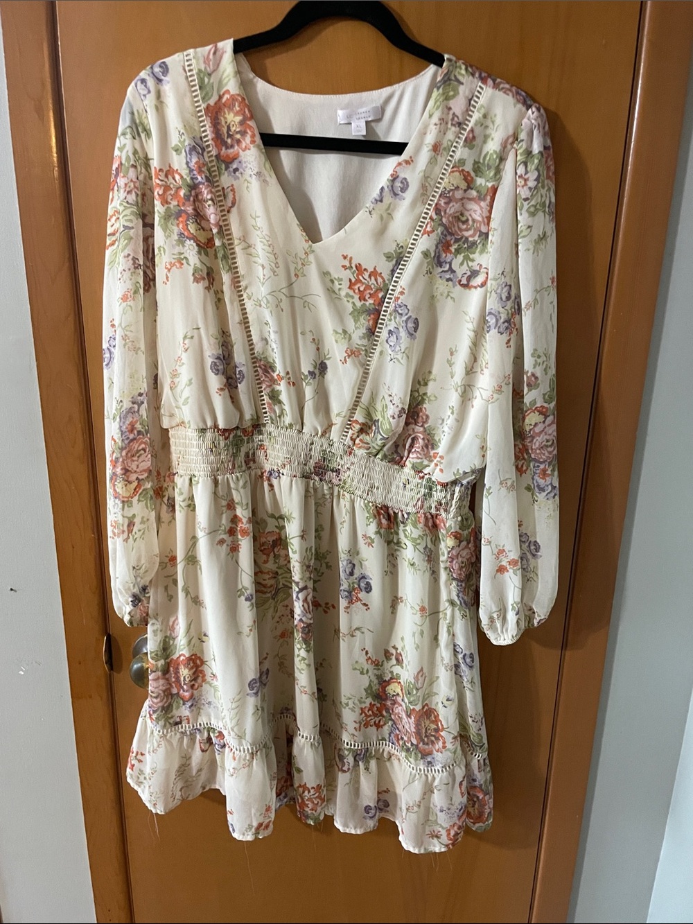 Lauren Conrad XL cream Dress